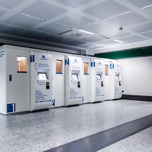 Zzzleepandgo Mxp Capsulehotel Ferno